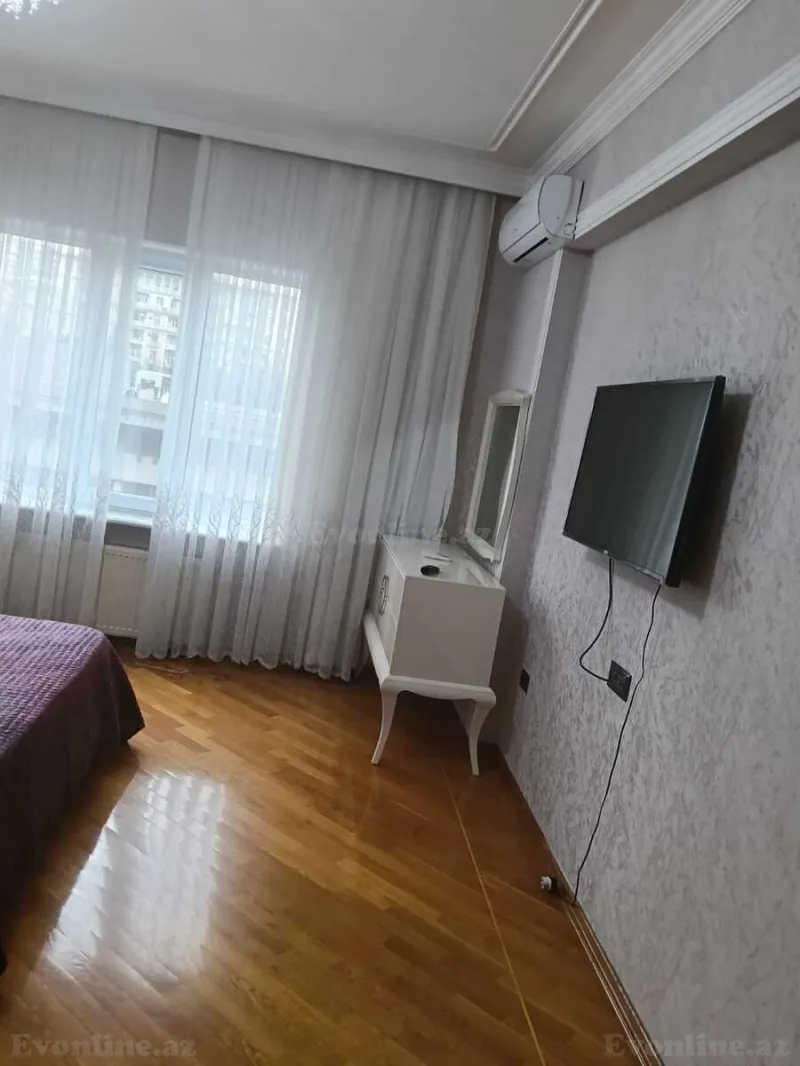 Satılır 4 otaqlı Mənzil Yeni tikili 170 m² Nəsimi r. - şəkil 18