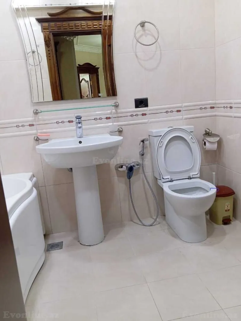 Satılır 4 otaqlı Mənzil Yeni tikili 170 m² Nəsimi r. - şəkil 28