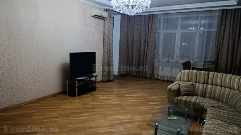 Kirayə verilir 3 otaqlı Mənzil Yeni tikili 140 m² İçərişəhər m. - şəkil 9