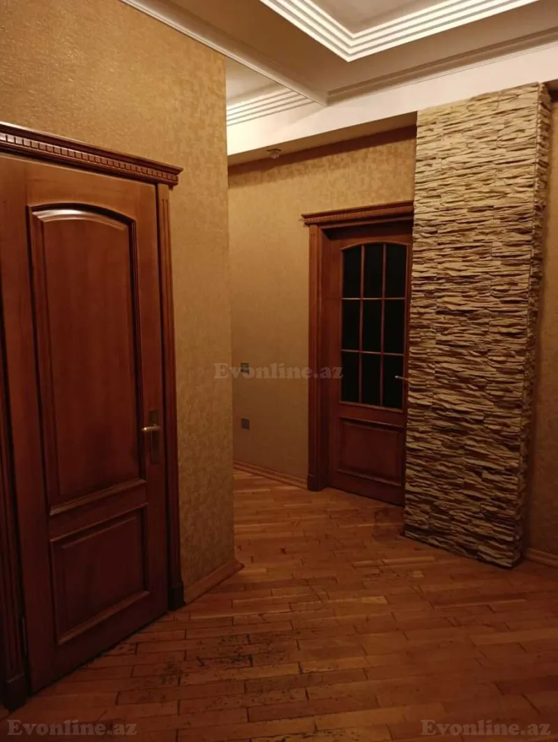 Kirayə verilir 3 otaqlı Mənzil Yeni tikili 140 m² İçərişəhər m. - şəkil 20