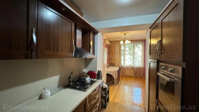 Satılır 4 otaqlı Mənzil Köhnə tikili 100 m² Yasamal - şəkil 9