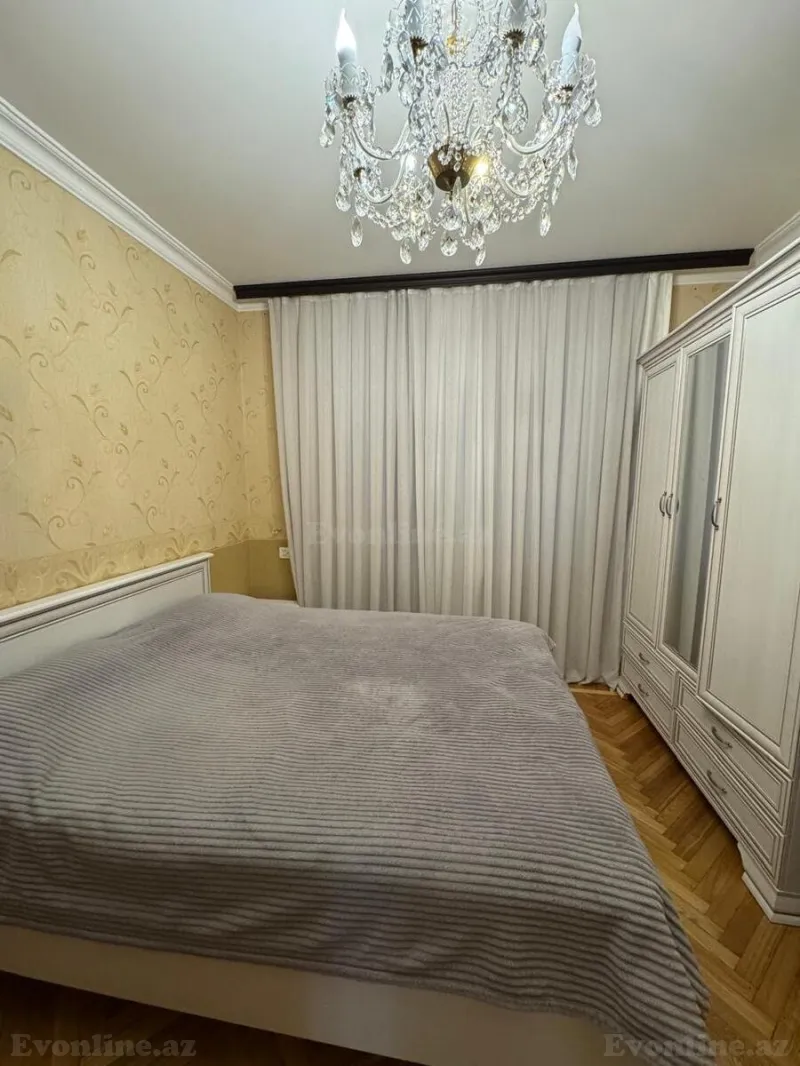 Satılır 4 otaqlı Mənzil Köhnə tikili 100 m² Yasamal - şəkil 19