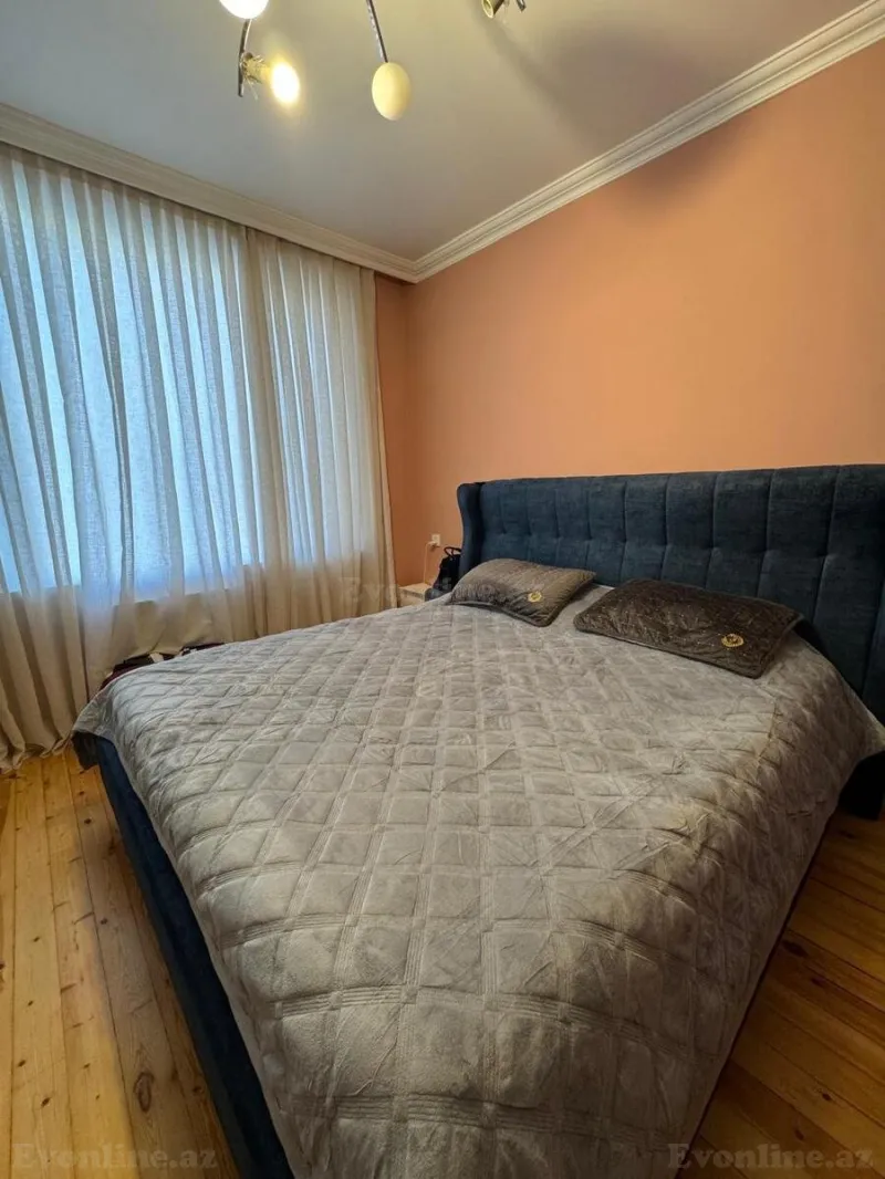 Satılır 4 otaqlı Mənzil Köhnə tikili 100 m² Yasamal - şəkil 23