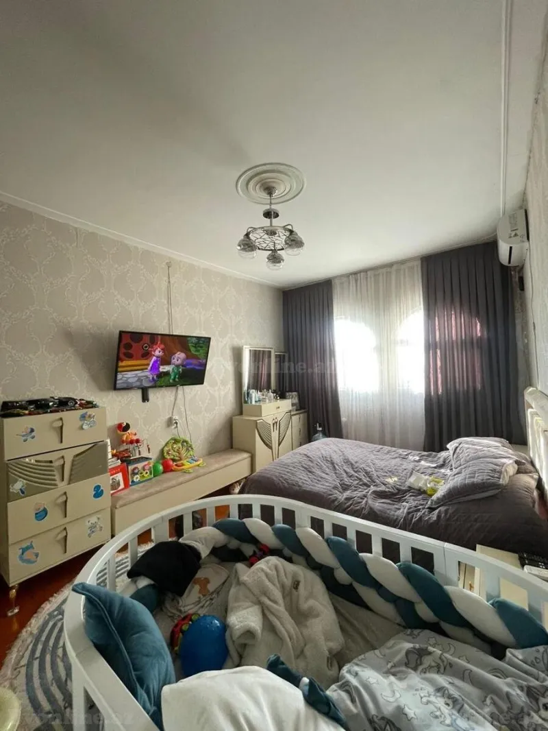 Satılır 3 otaqlı Mənzil Köhnə tikili 90 m² Yeni Yasamal - şəkil 4