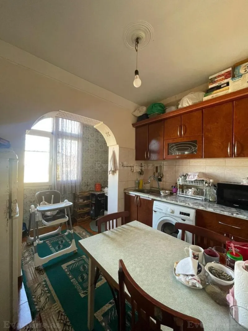 Satılır 3 otaqlı Mənzil Köhnə tikili 90 m² Yeni Yasamal - şəkil 7