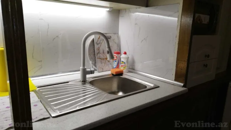 Kirayə verilir 2 otaqlı Mənzil Köhnə tikili 50 m² Nizami m. - şəkil 13