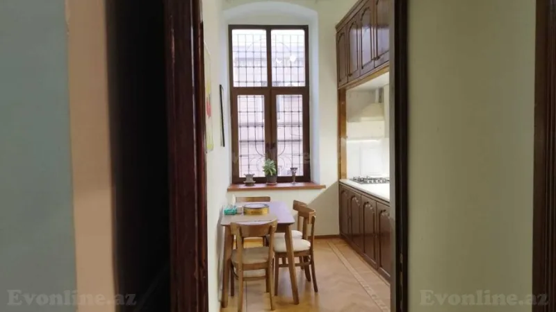 Kirayə verilir 2 otaqlı Mənzil Köhnə tikili 50 m² Nizami m. - şəkil 23