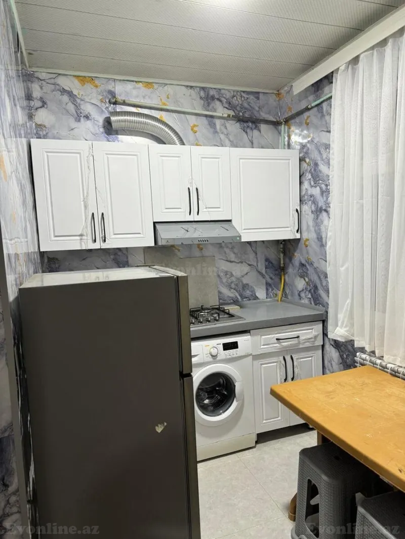 Kirayə verilir 3 otaqlı Mənzil Köhnə tikili 68 m² 4-cü mikrorayon - şəkil 2