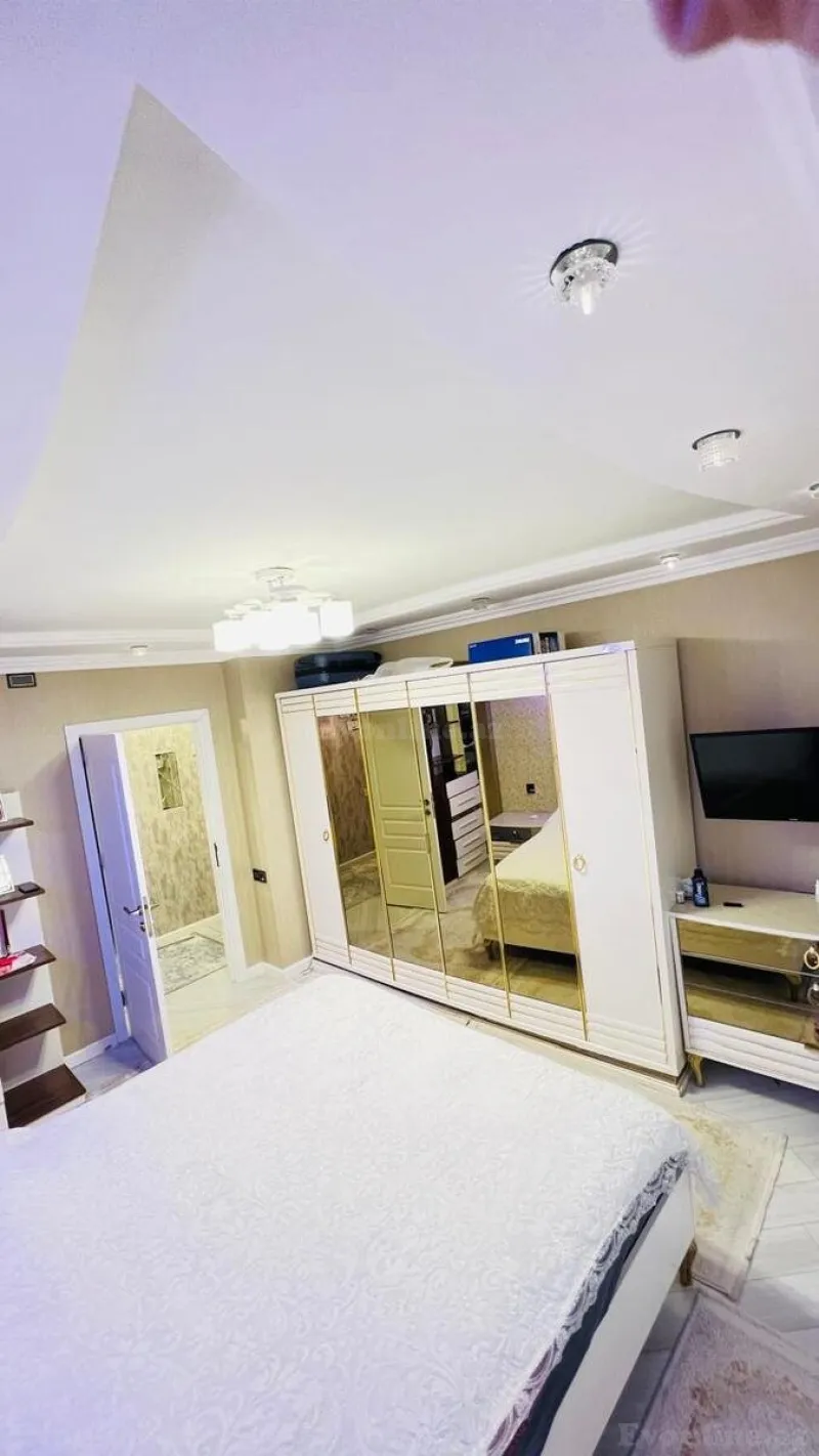 Satılır 3 otaqlı Mənzil Köhnə tikili 100 m² Sabunçu r. - şəkil 24