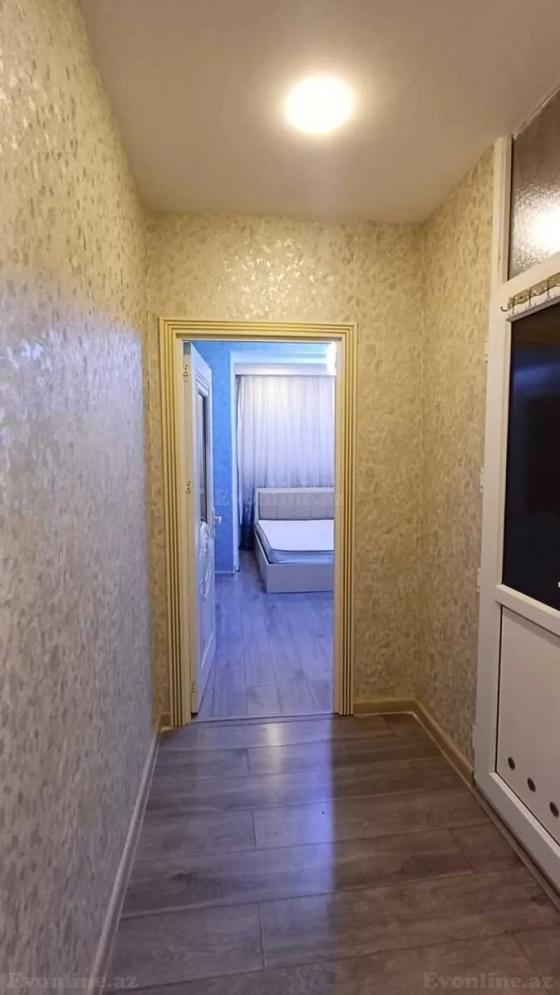 Satılır 2 otaqlı Mənzil Köhnə tikili 45 m² Qara Qarayev m. - şəkil 12