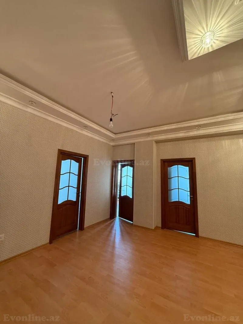 Satılır 3 otaqlı Mənzil Yeni tikili 144 m² İnşaatçılar m. - şəkil 7