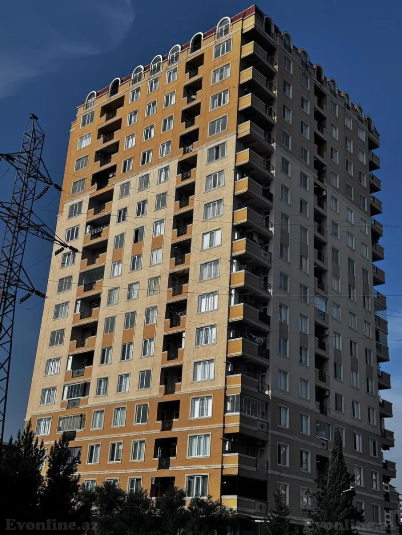 Satılır 4 otaqlı Mənzil Yeni tikili 181 m² Qara Qarayev m.