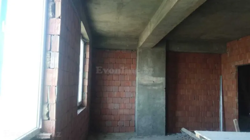 Satılır 4 otaqlı Mənzil Yeni tikili 181 m² Qara Qarayev m. - şəkil 12