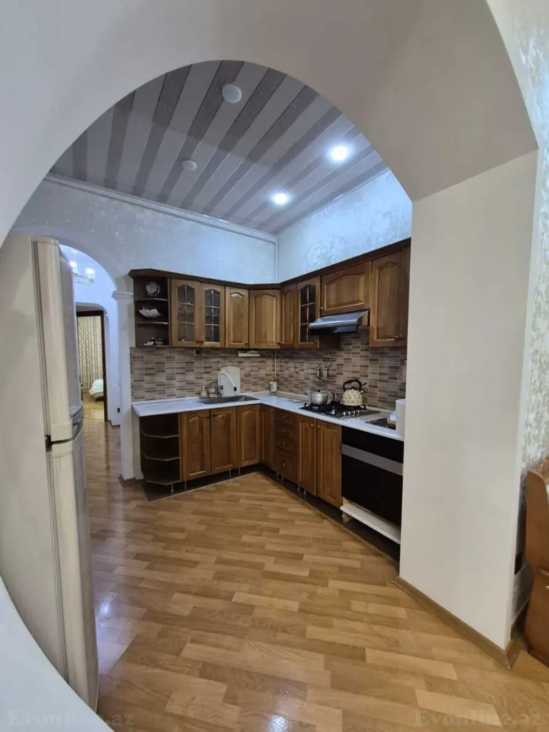 Satılır 5 otaqlı Mənzil Köhnə tikili 155 m² Nizami m. - şəkil 13