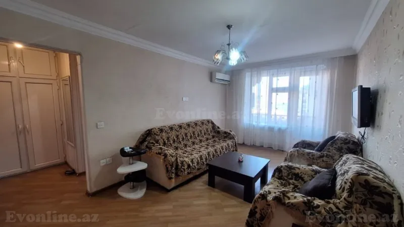 Kirayə verilir 2 otaqlı Mənzil Köhnə tikili 64 m² İçərişəhər m.