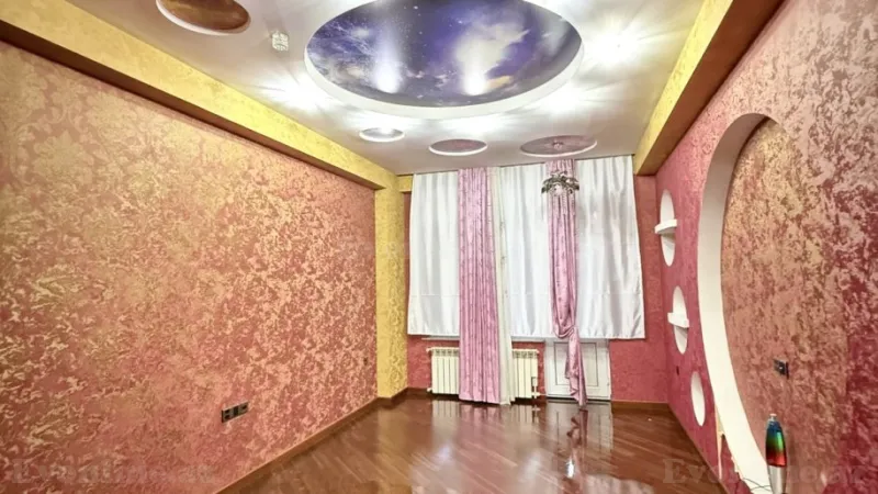 Kirayə verilir 3 otaqlı Mənzil Yeni tikili 140 m² Nizami r. - şəkil 5