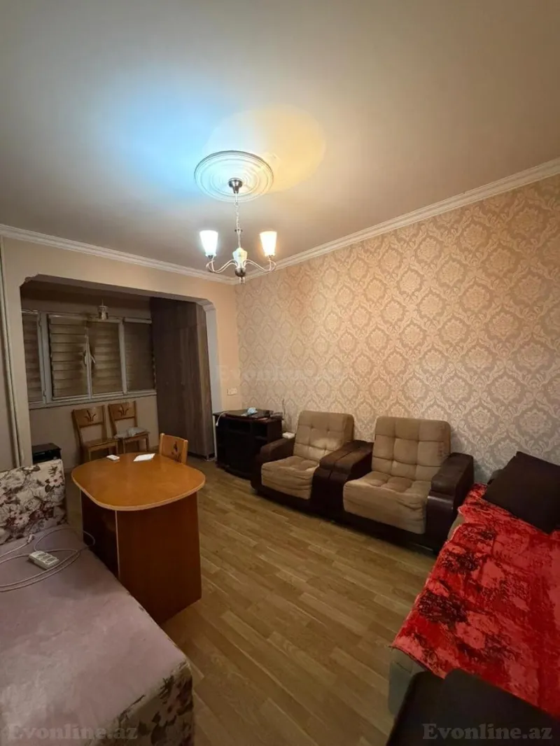 Kirayə verilir 2 otaqlı Mənzil Köhnə tikili 50 m² Gənclik m.