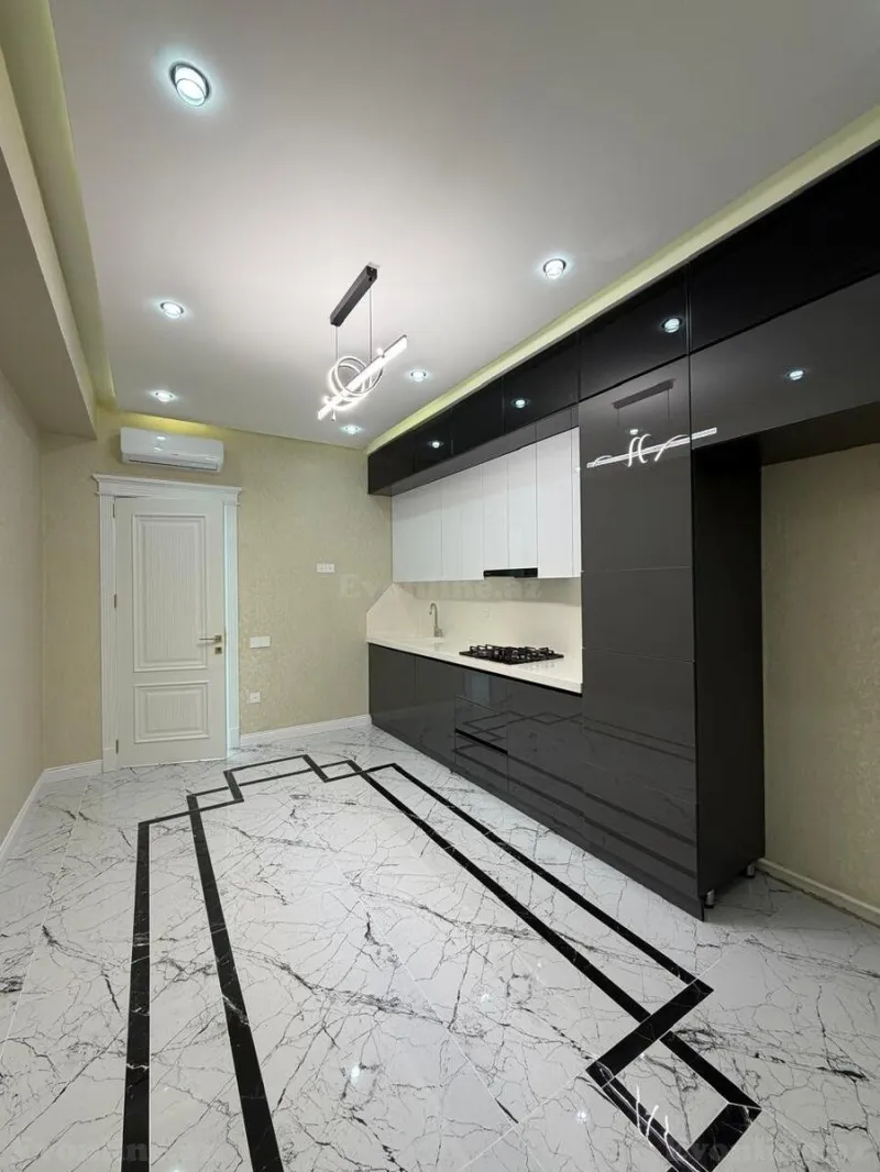 Satılır 3 otaqlı Mənzil Yeni tikili 130 m² 5-ci mikrorayon - şəkil 13