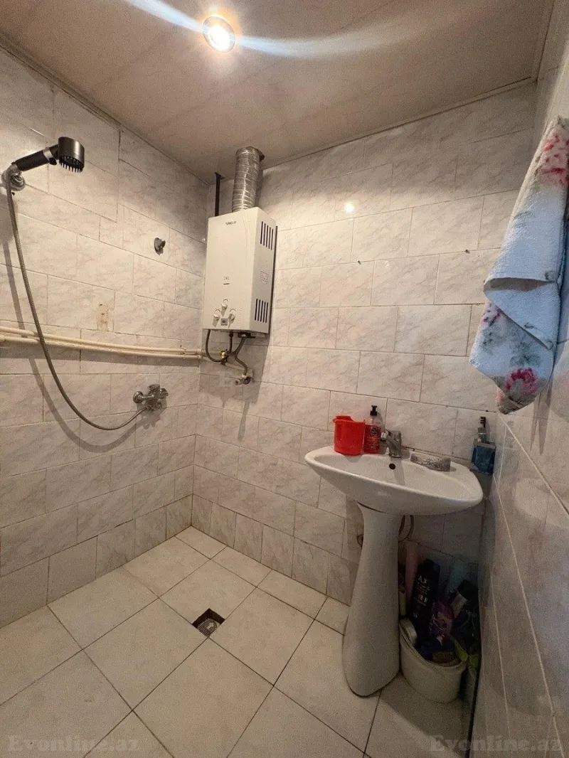 Satılır 3 otaqlı Mənzil Köhnə tikili 80 m² Xalqlar Dostluğu m. - şəkil 8