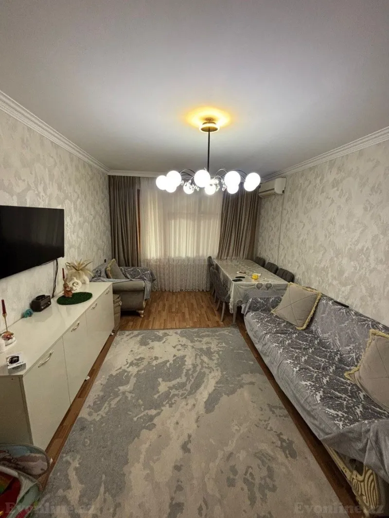 Satılır 3 otaqlı Mənzil Köhnə tikili 85 m² Əhmədli