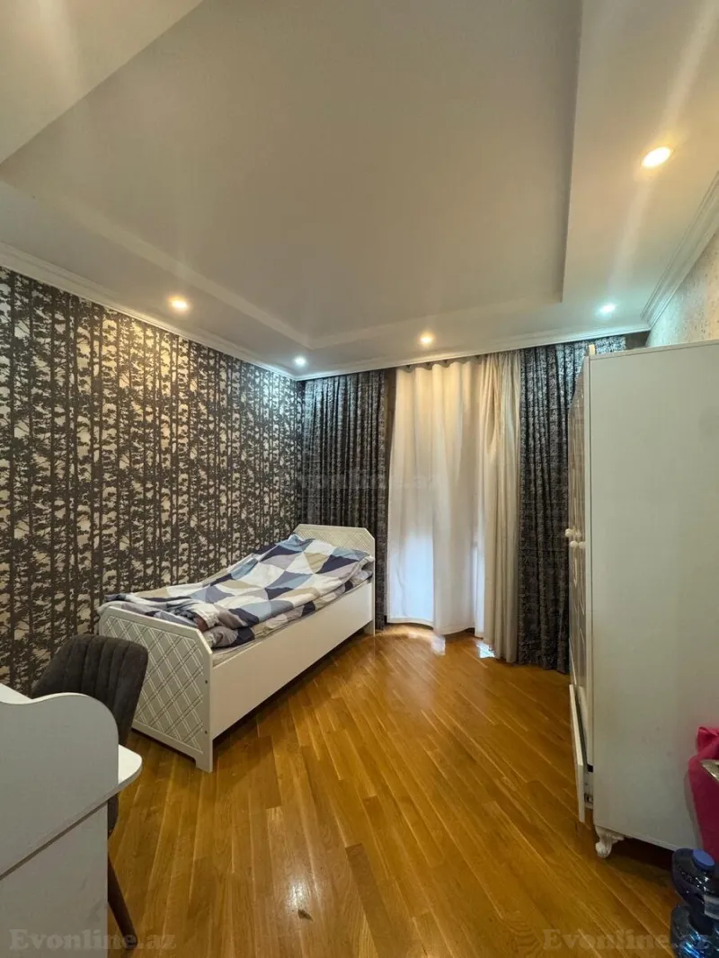 Kirayə verilir 3 otaqlı Mənzil Köhnə tikili 80 m² Yasamal