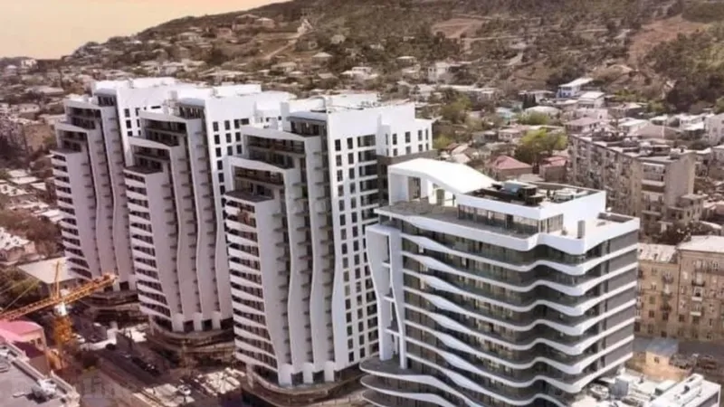 Kirayə verilir 3 otaqlı Mənzil Yeni tikili 80 m² Bayıl