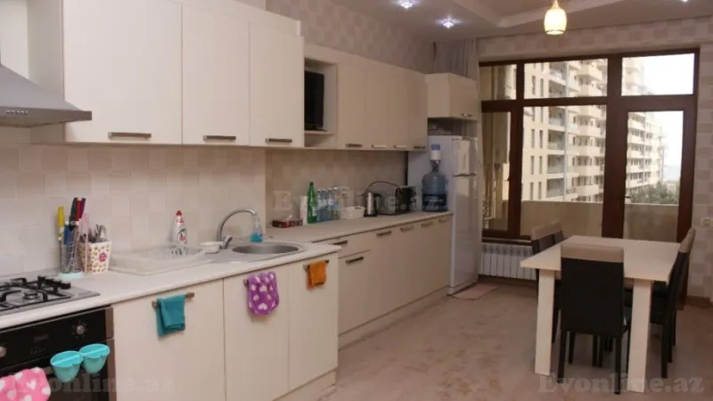 Satılır 4 otaqlı Mənzil Yeni tikili 216 m² 28 May m. - şəkil 8