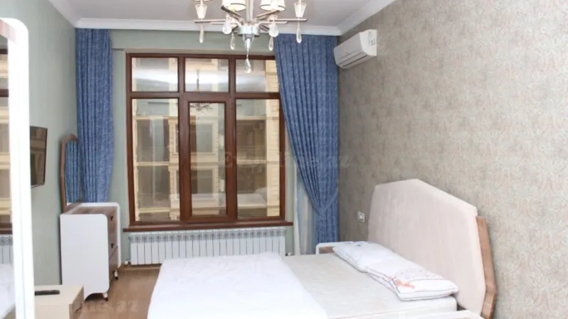 Satılır 4 otaqlı Mənzil Yeni tikili 216 m² 28 May m. - şəkil 14