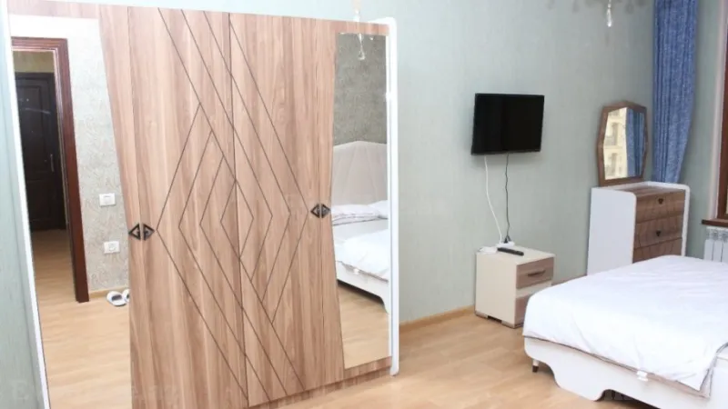 Satılır 4 otaqlı Mənzil Yeni tikili 216 m² 28 May m. - şəkil 17