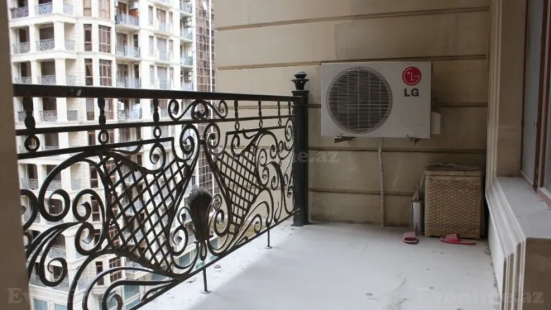 Satılır 4 otaqlı Mənzil Yeni tikili 216 m² 28 May m. - şəkil 20