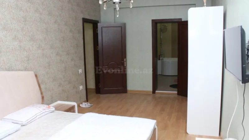 Satılır 4 otaqlı Mənzil Yeni tikili 216 m² 28 May m. - şəkil 22