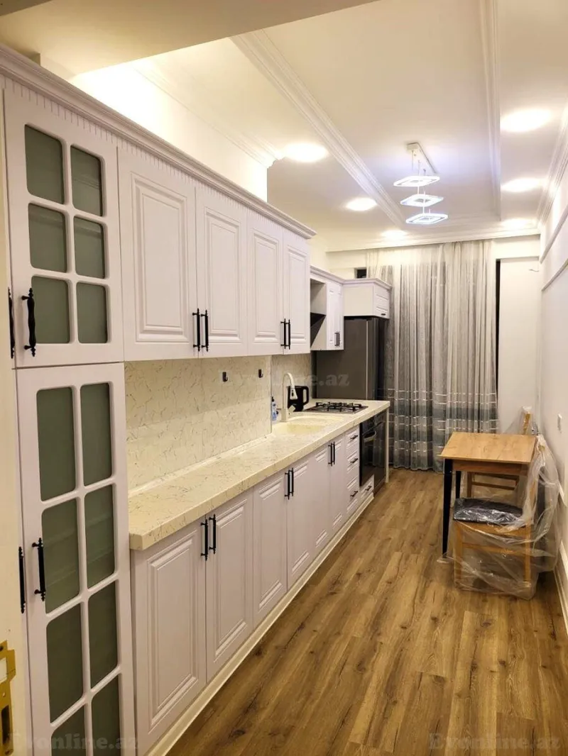 Satılır 3 otaqlı Mənzil Yeni tikili 100 m² 28 May m. - şəkil 2