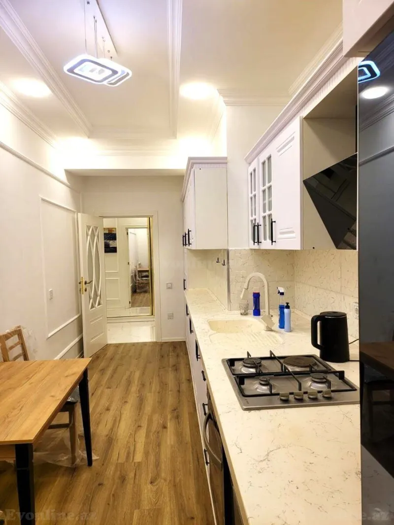 Satılır 3 otaqlı Mənzil Yeni tikili 100 m² 28 May m. - şəkil 7