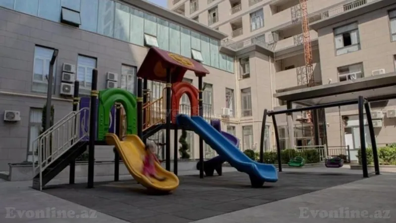 Satılır 3 otaqlı Mənzil Yeni tikili 100 m² 28 May m. - şəkil 23