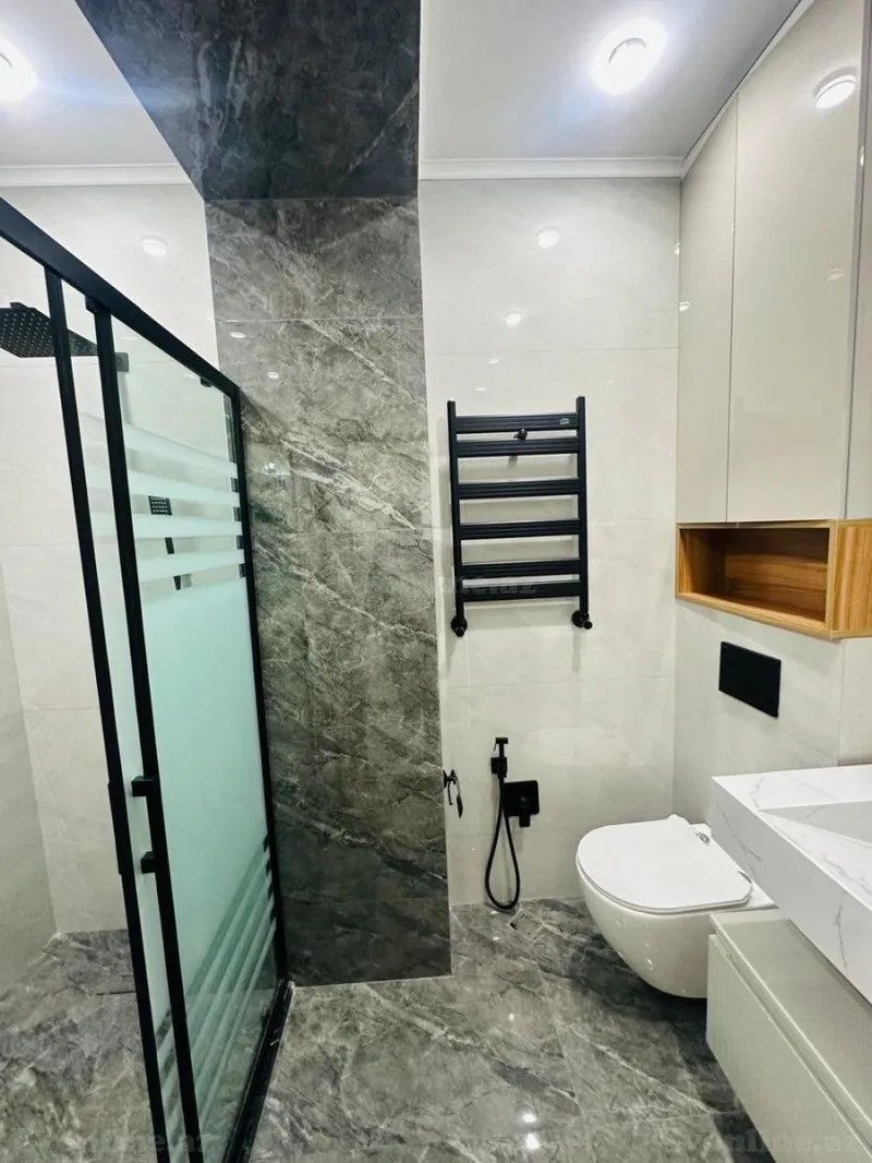 Satılır 2 otaqlı Mənzil Yeni tikili 77 m² Qara Qarayev m. - şəkil 12