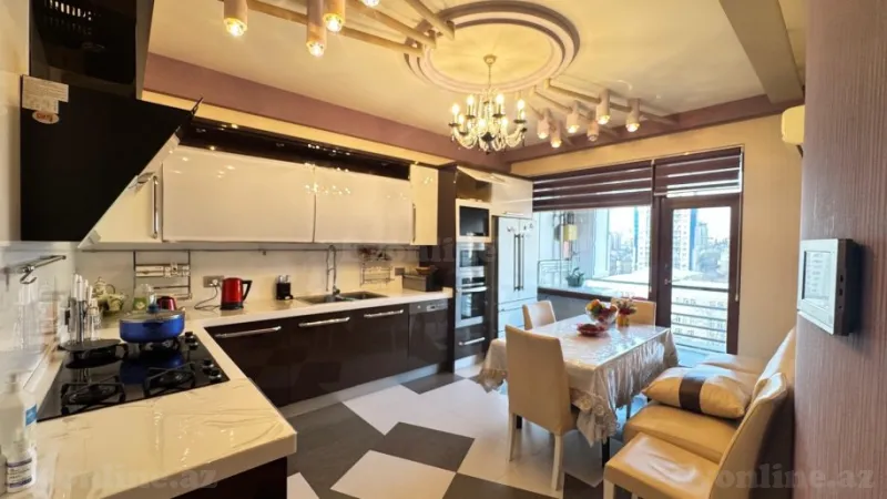 Satılır 3 otaqlı Mənzil Yeni tikili 135 m² 28 May m. - şəkil 8