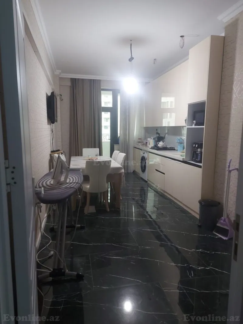 Satılır 3 otaqlı Mənzil Yeni tikili 137 m² Nərimanov r. - şəkil 2