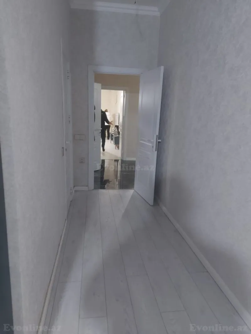 Satılır 3 otaqlı Mənzil Yeni tikili 137 m² Nərimanov r. - şəkil 6