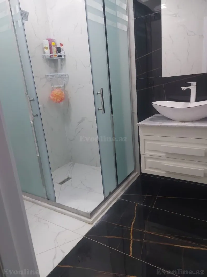 Satılır 3 otaqlı Mənzil Yeni tikili 137 m² Nərimanov r. - şəkil 15