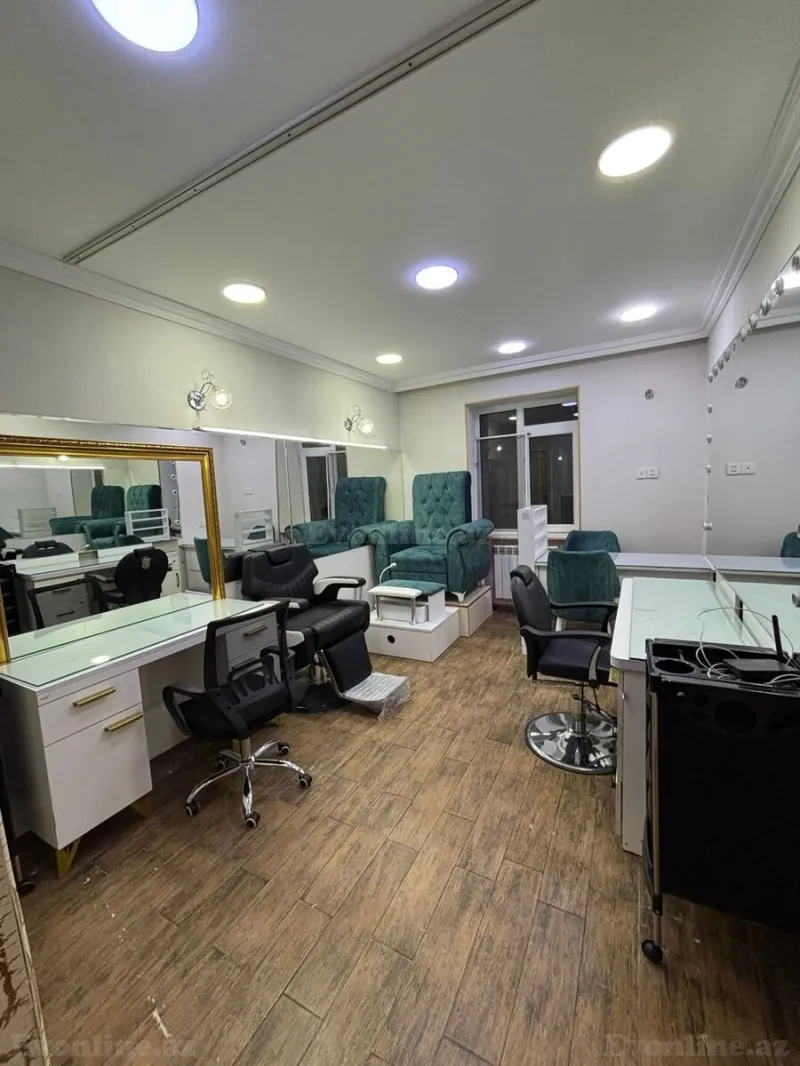 Bakı, Yasamal r., Elmlər Akademiyası m.da obyekt kirayə verilir