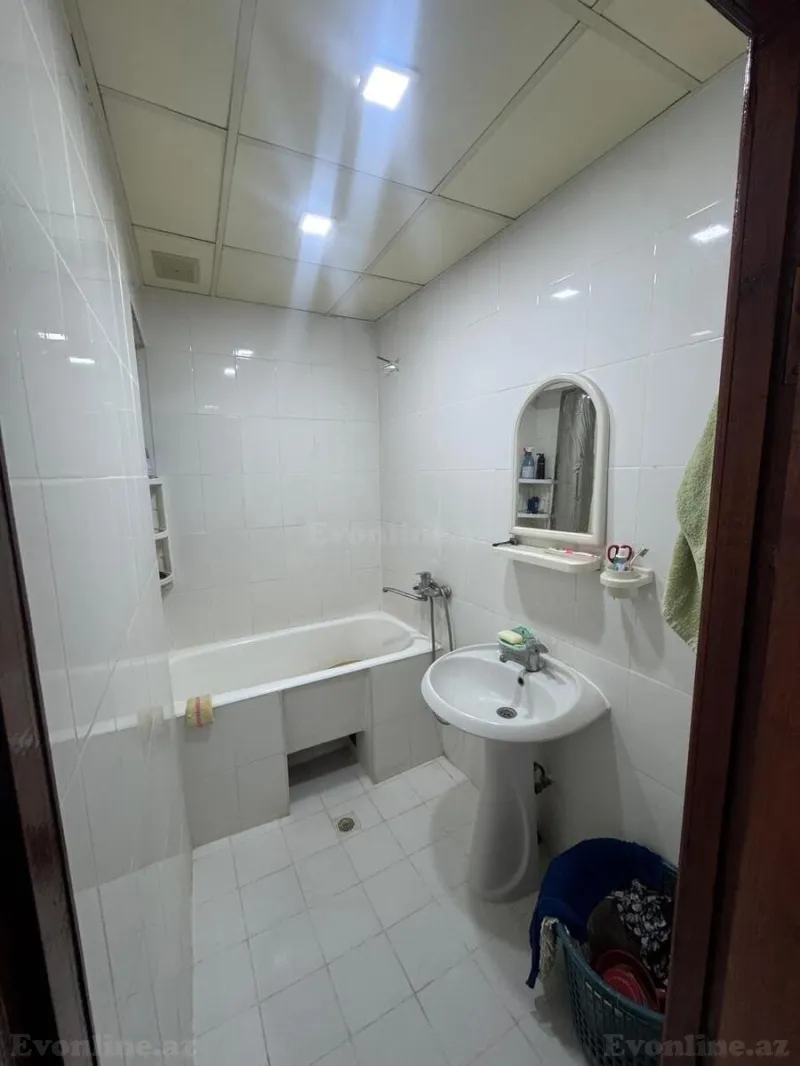 Satılır 4 otaqlı Mənzil Köhnə tikili 100 m² Yeni Yasamal - şəkil 9