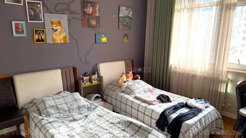 Satılır 3 otaqlı Mənzil Yeni tikili 115 m² 8 Noyabr m. - şəkil 4