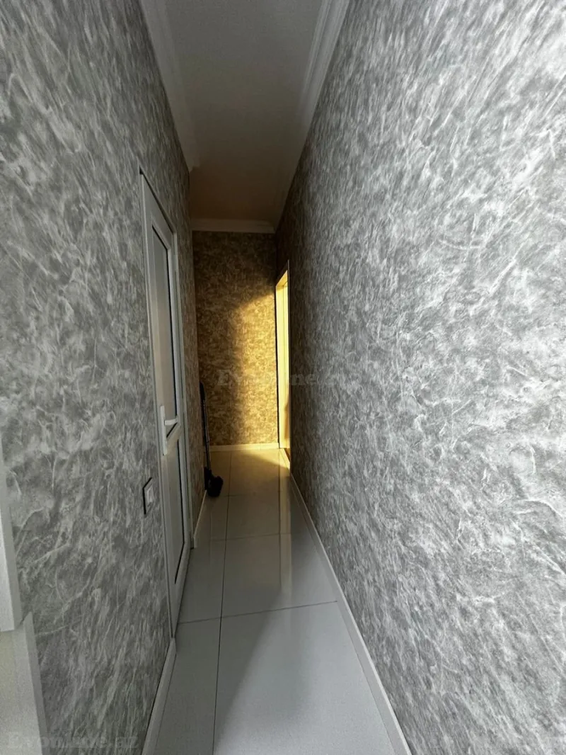 Satılır 2 otaqlı Mənzil Köhnə tikili 43 m² 7-ci mikrorayon - şəkil 3