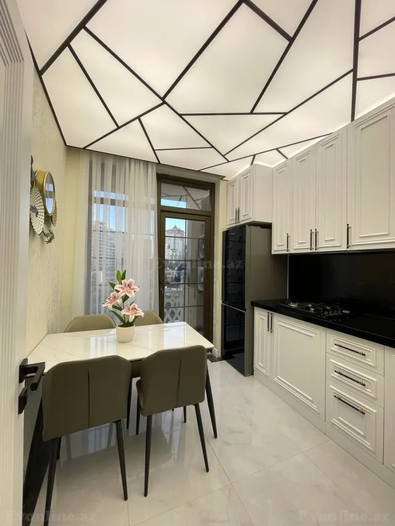 Satılır 3 otaqlı Mənzil Yeni tikili 100 m² 28 May m. - şəkil 7