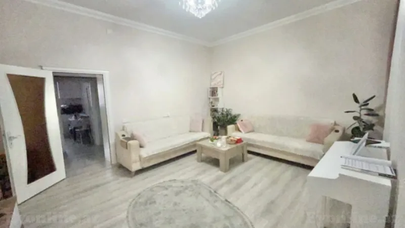 Satılır 3 otaqlı Mənzil Köhnə tikili 75 m² Nəriman Nərimanov m.