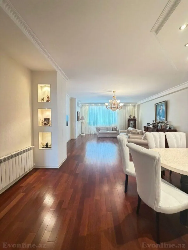 Satılır 6 otaqlı Mənzil Yeni tikili 350 m² 8 Noyabr m. - şəkil 3