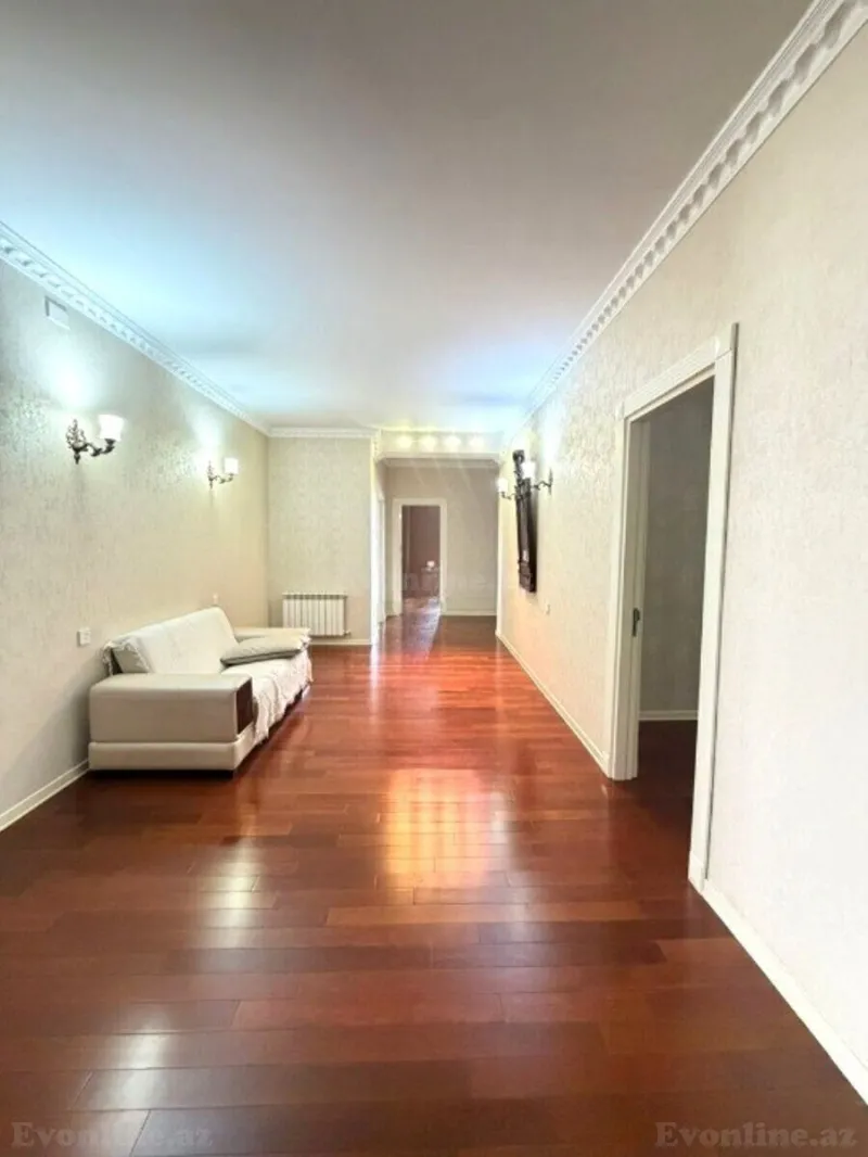 Satılır 6 otaqlı Mənzil Yeni tikili 350 m² 8 Noyabr m. - şəkil 6