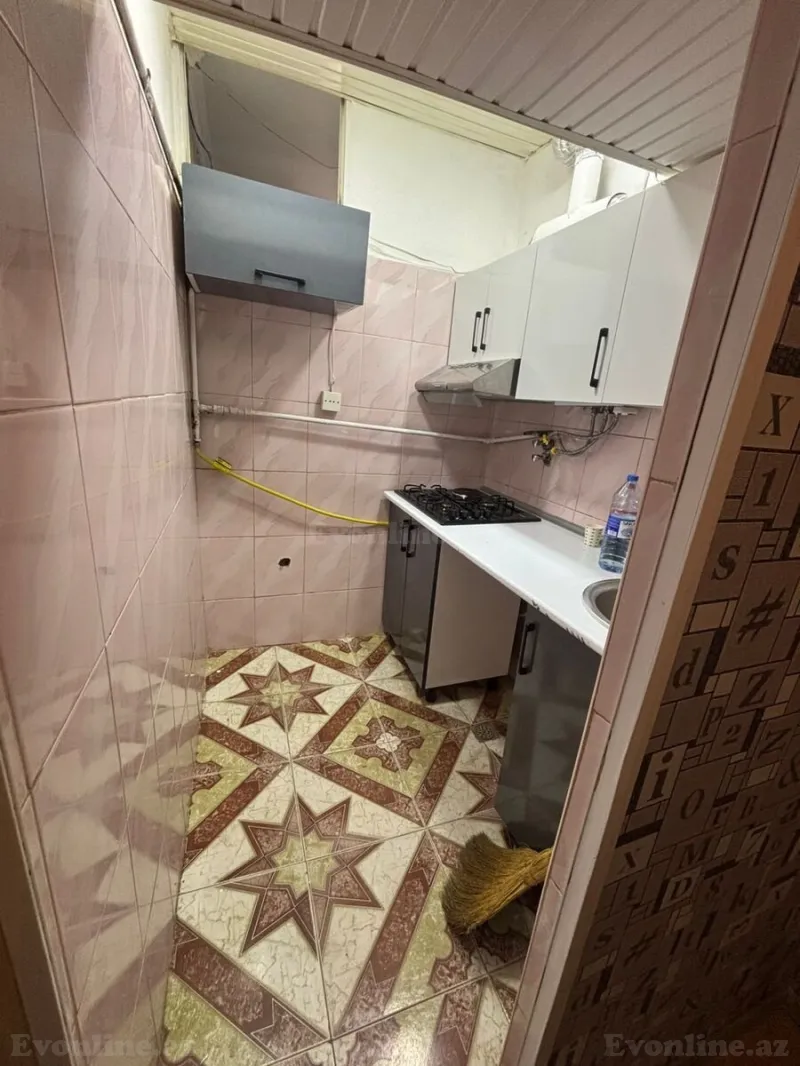 Satılır 2 otaqlı Mənzil Köhnə tikili 32 m² 5-ci mikrorayon - şəkil 5