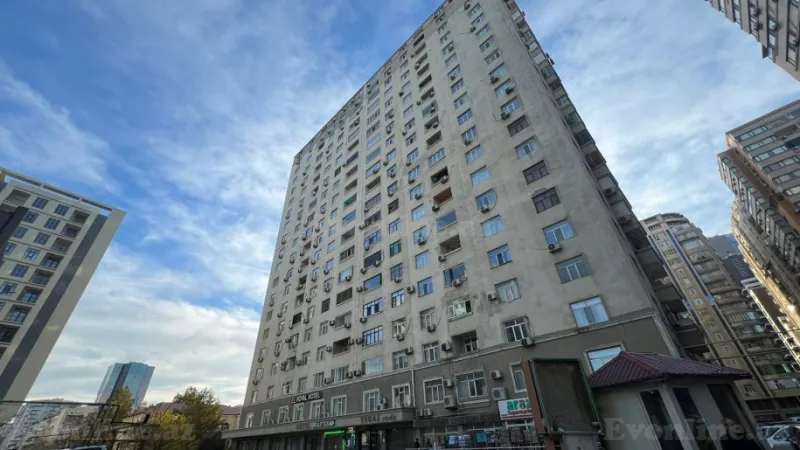 Satılır 3 otaqlı Mənzil Yeni tikili 157 m² Xətai m.