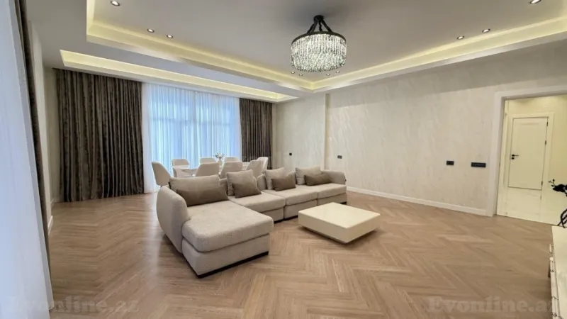 Satılır 4 otaqlı Mənzil Yeni tikili 195 m² 28 May m. - şəkil 2
